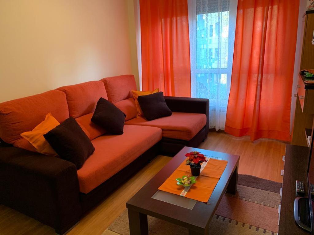 Apartamento Mota-2 Huca-Los Prados; Parking Y Wifi Gratis 오비에도 외부 사진