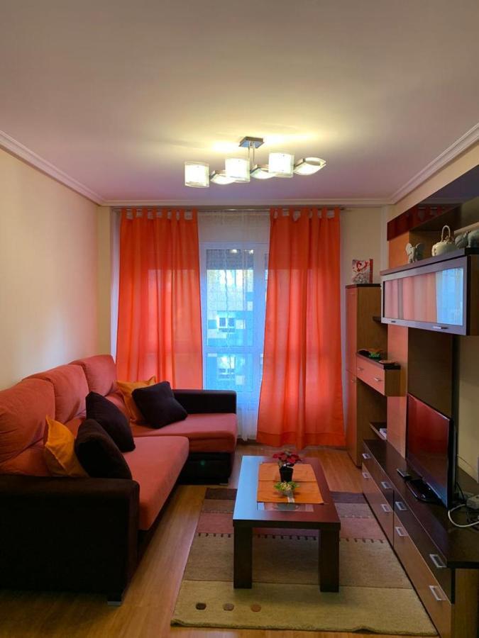 Apartamento Mota-2 Huca-Los Prados; Parking Y Wifi Gratis 오비에도 외부 사진