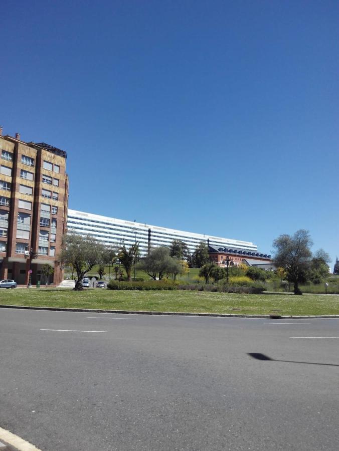 Apartamento Mota-2 Huca-Los Prados; Parking Y Wifi Gratis 오비에도 외부 사진